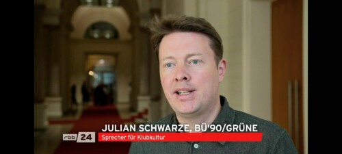 Julian Schwarze in der rbb-Abendschau